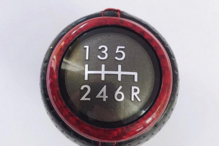 Liberal red carbon shift knob and ebrake