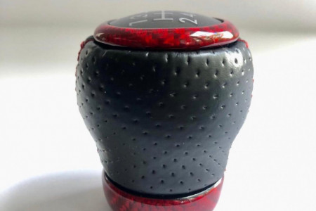 Liberal red carbon shift knob and ebrake