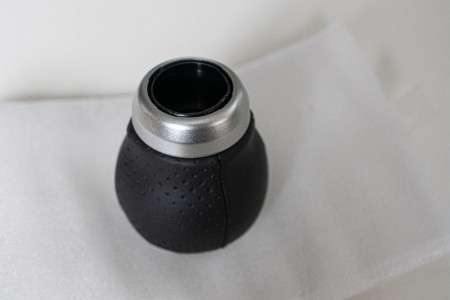S207 Shift knob tuned by STI