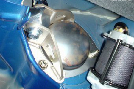 Laile Beatrush rear trunk strut bar set